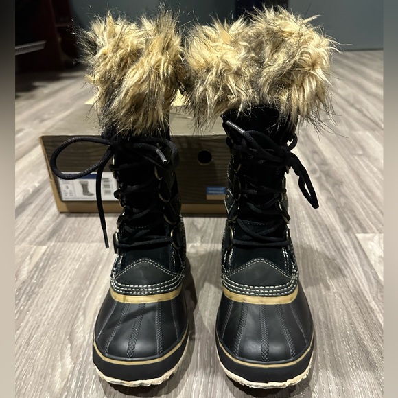 Sorel Joan of Artic Boots - Picture 3 of 8